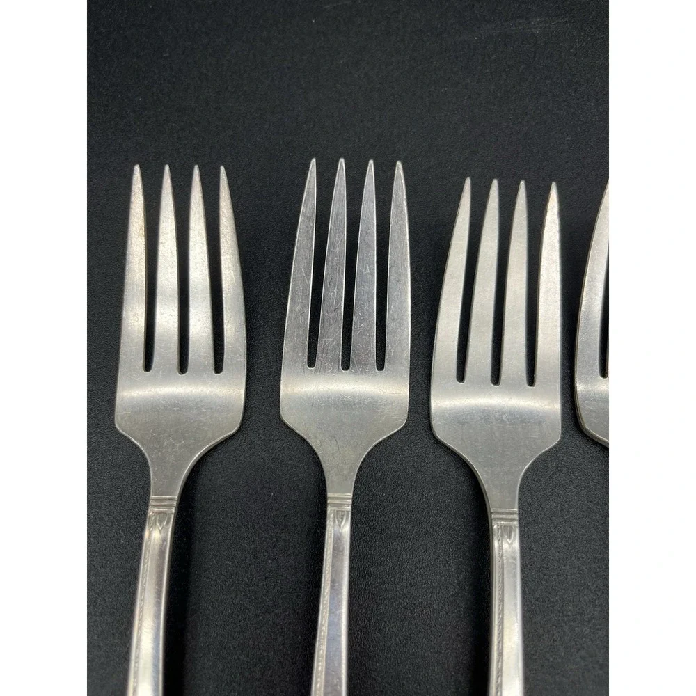Grenoble Silverplate Salad Fork Set 8 Pieces Oneida Silver Circa 1938